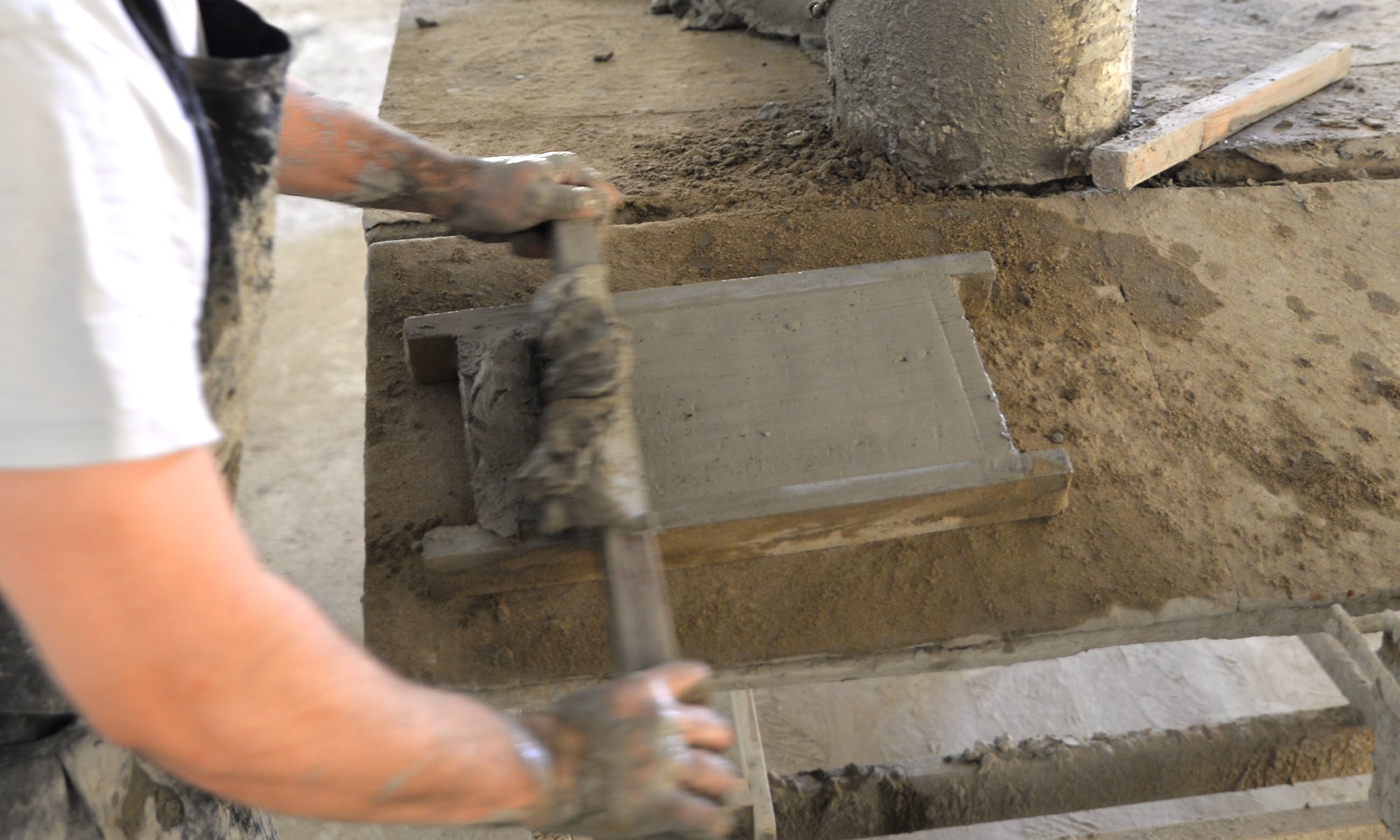 Traditional Italian Handcrafted Brick Making - Italian Bricks